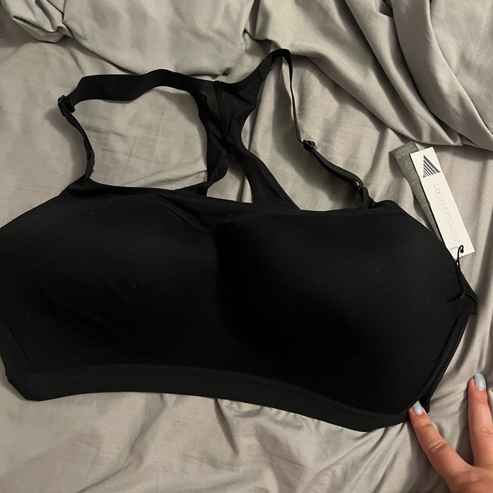 Victoria Secret Sports Bra no tag